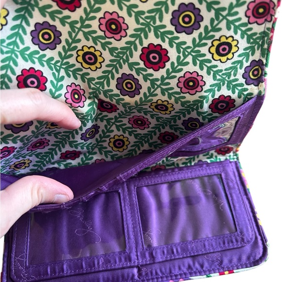 Vera Bradley Viva La Vera Retired Floral Quilted Trifold Wallet - Picture 10 of 10
